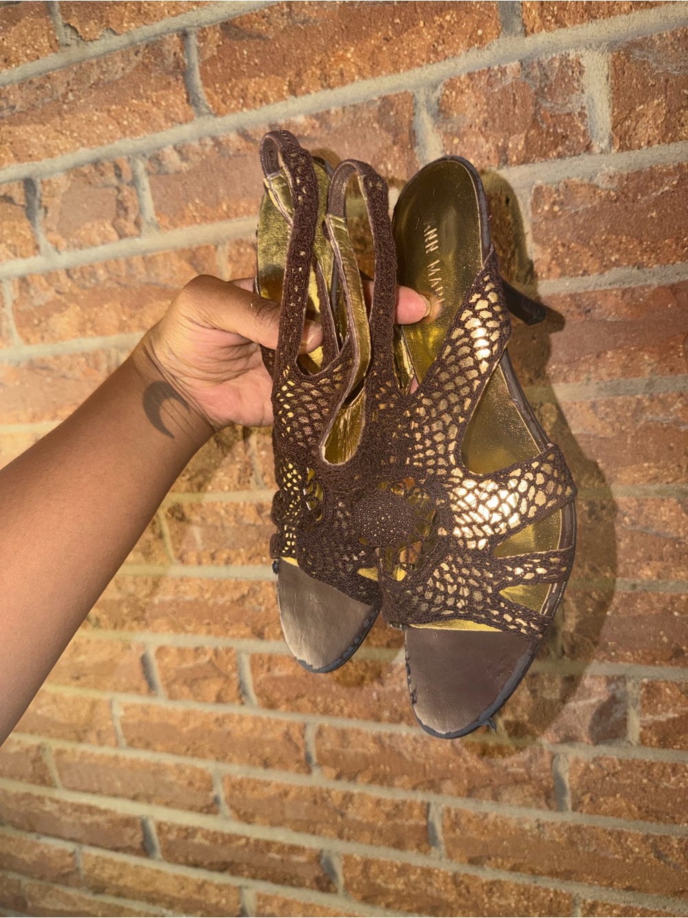 Ann Marino Brown Crochet Slingback Heels with Gold Lining - Picture 4 of 5